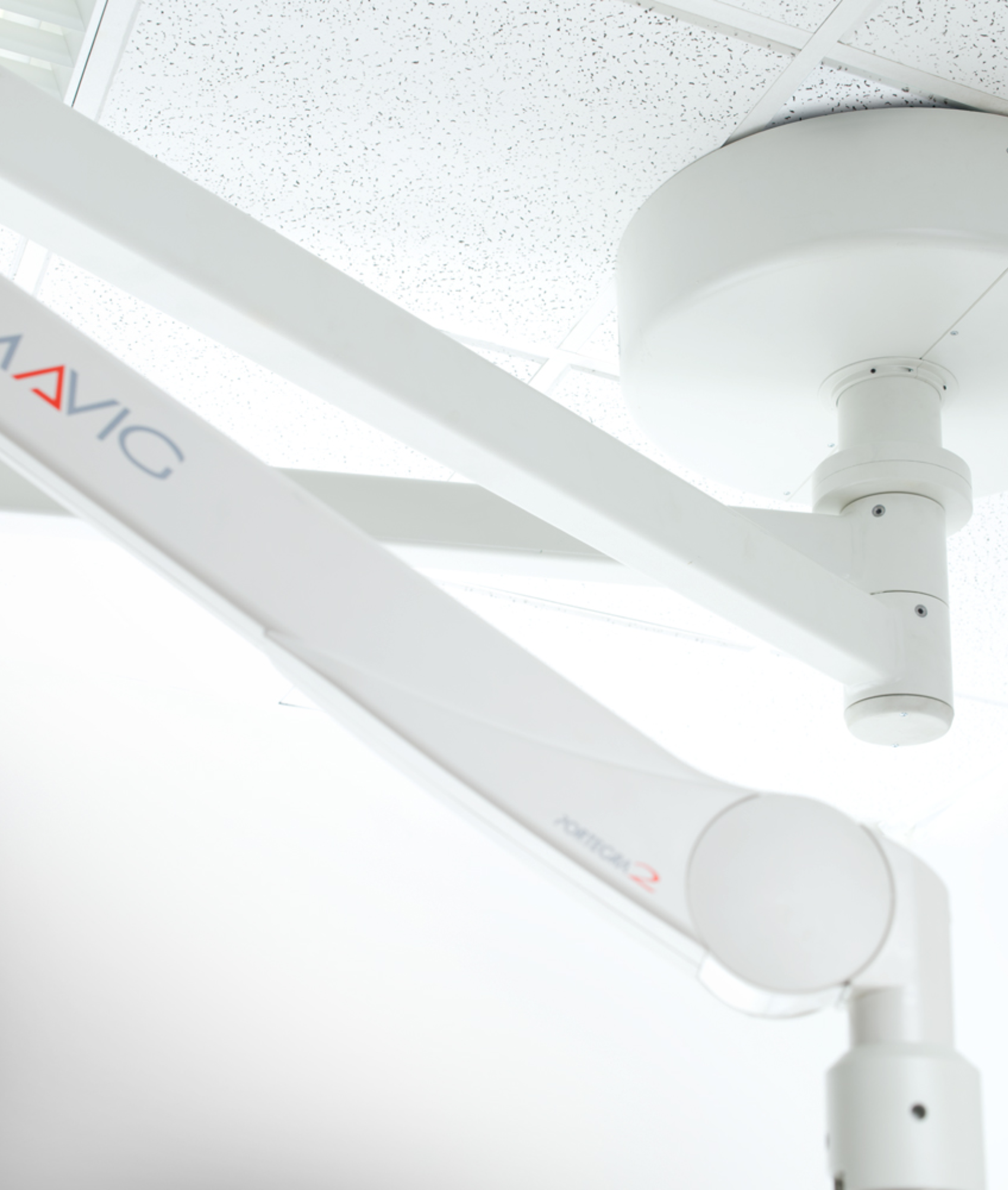 Hybrid Central Axis - Single Extension Arm